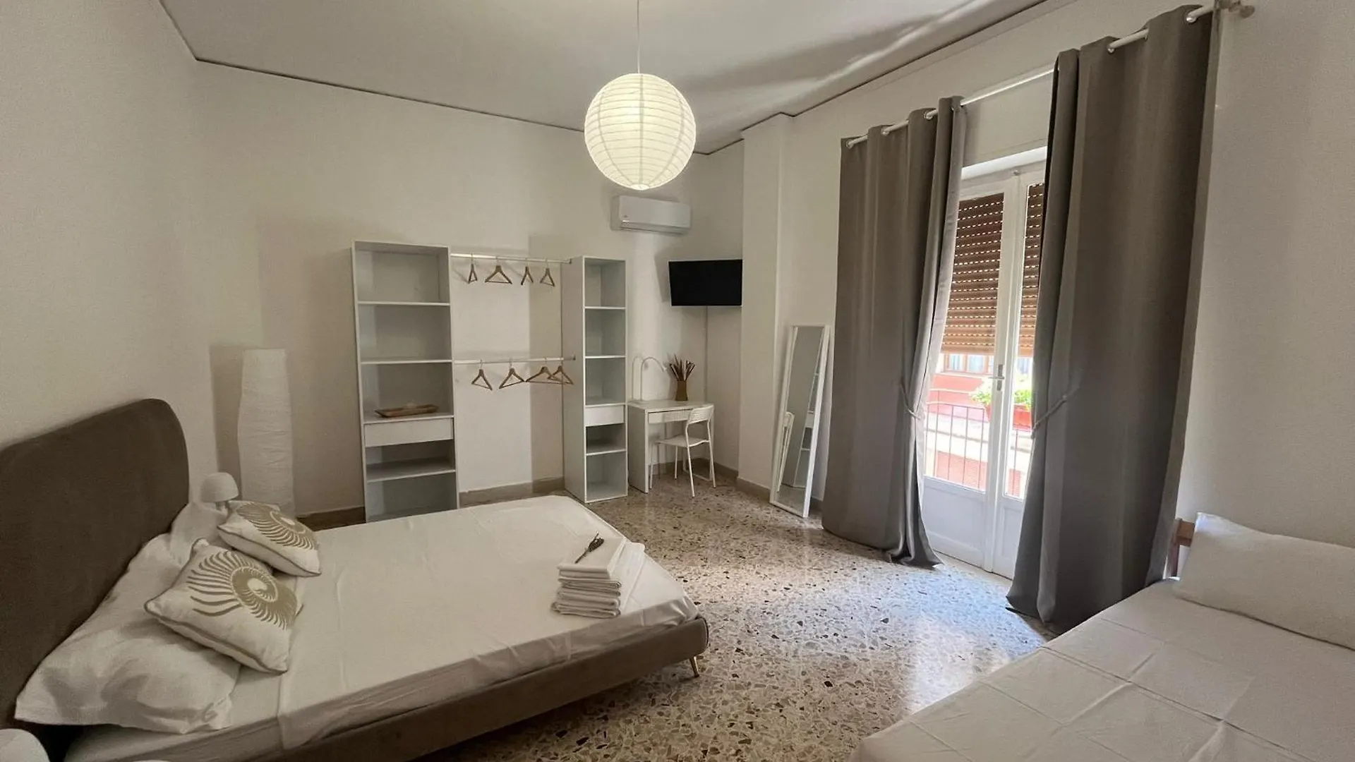 Casa Dei Nonni Di Yuri Bed & Breakfast Palermo