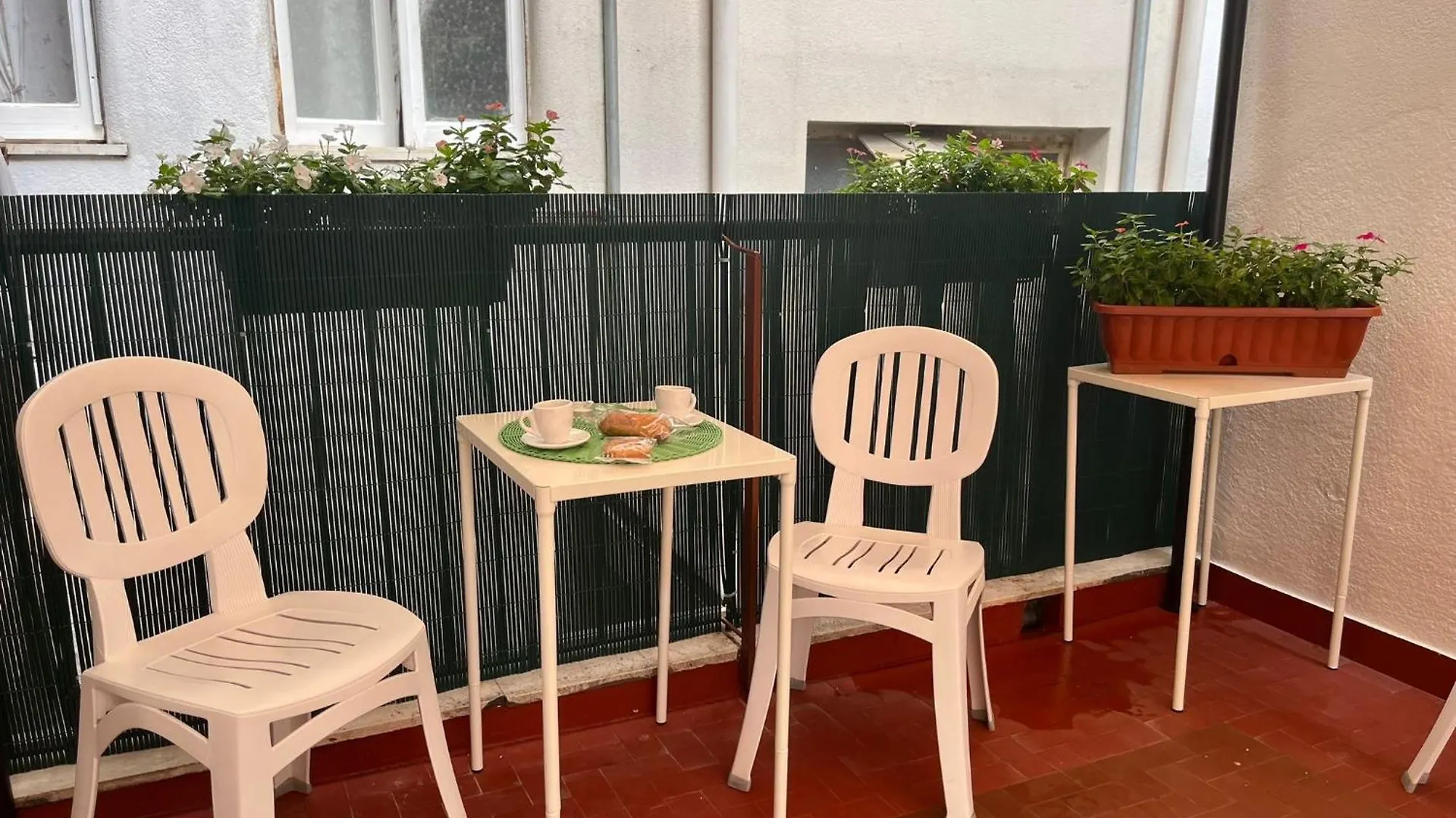 Casa Dei Nonni Di Yuri Bed & Breakfast Palermo Italy