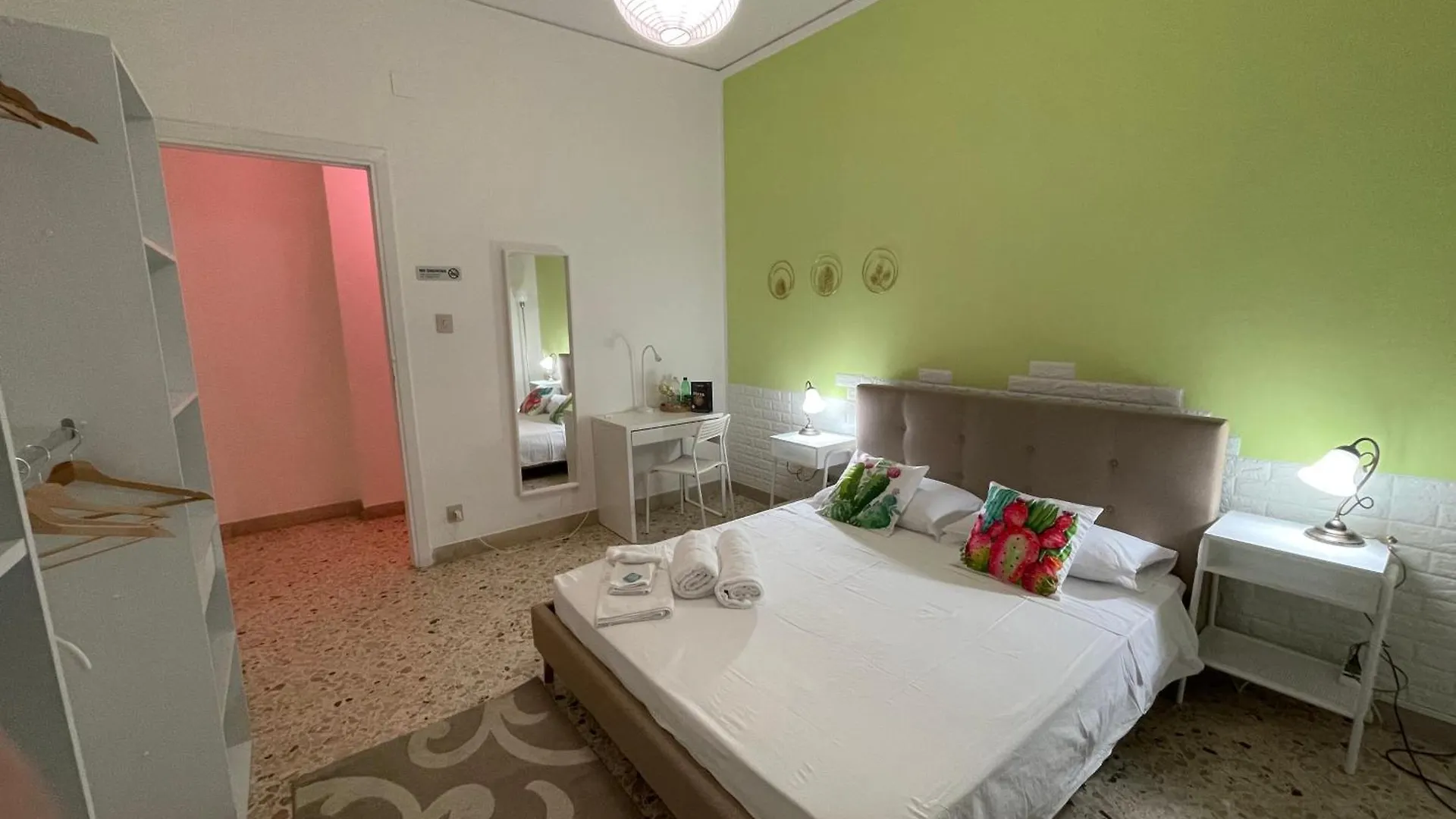 Casa Dei Nonni Di Yuri Bed & Breakfast Palermo 0*,