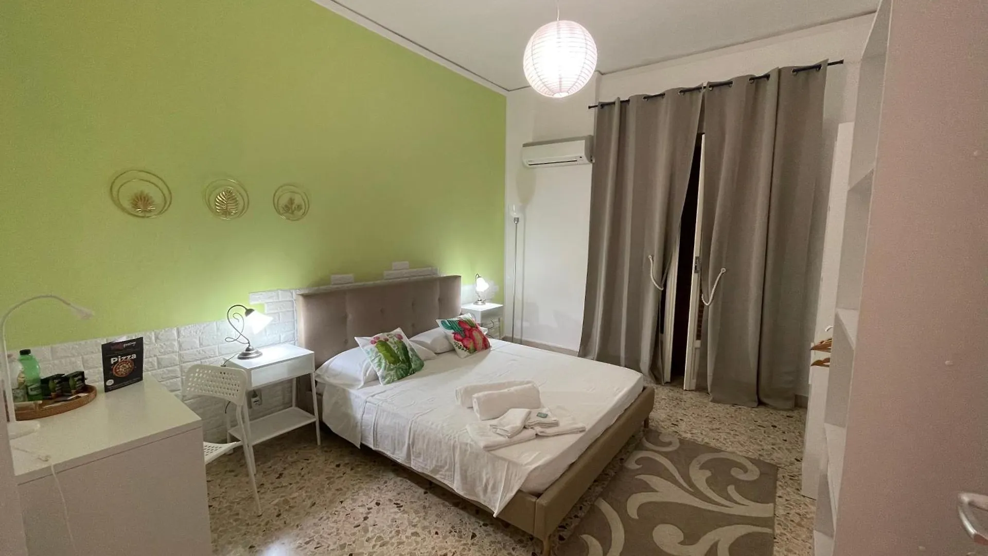 Casa Dei Nonni Di Yuri Bed & Breakfast Palermo Italy